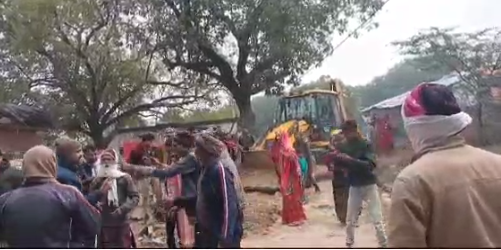 फतेहपुर में अवैध कब्जा हटाने गई राजस्व टीम पर ग्रामीणों ने किया हमला