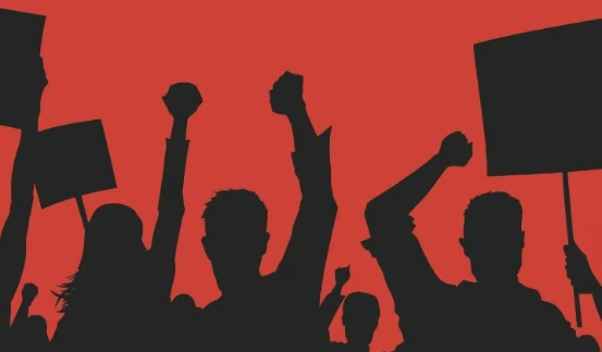 हरियाणाः पुलिस के खिलाफ कार्रवाई की मांग को लेकर परिजनों ने किया सड़क जाम