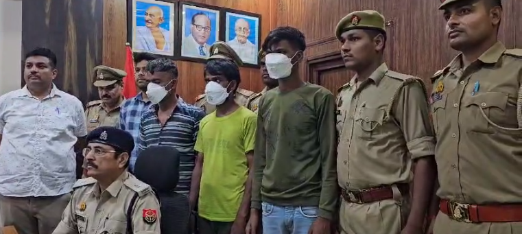 बहराइच में व्यापारी से 20 लाख की फिरौती मांगने वाले तीन गिरफ्तार,बेटे की सलामती के लिए मांगी थी फिरौती
