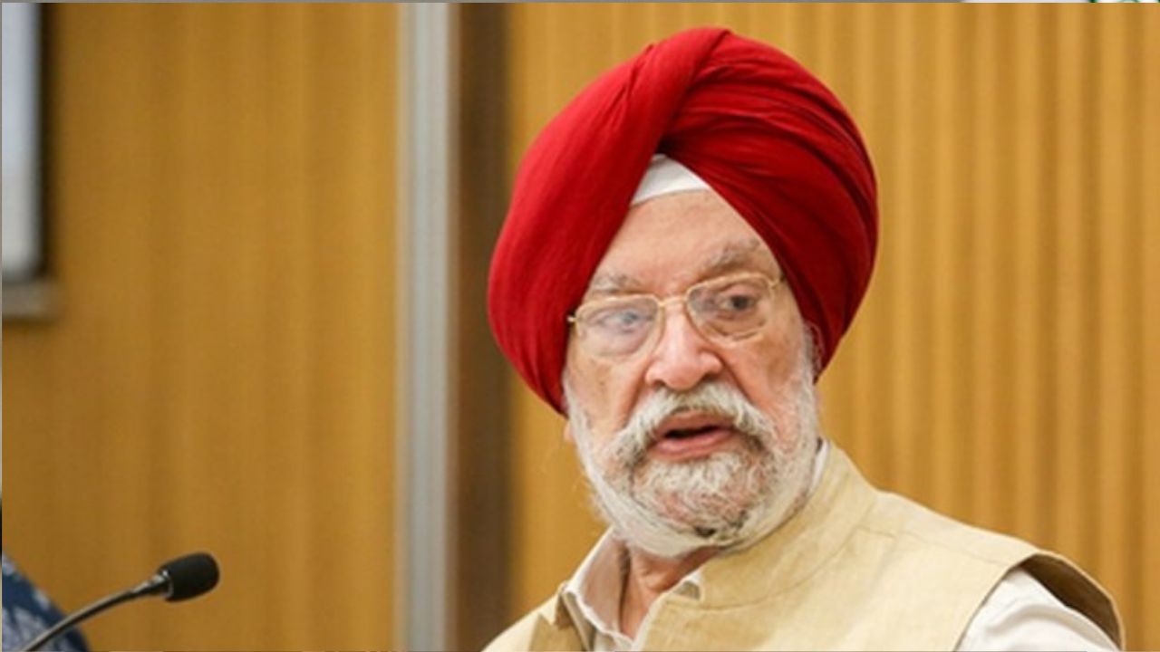 भारत के 12 एलपीजी जहाजों ने हॉर्मुज स्ट्रेट बिना टोल दिए किया पार : केंद्रीय मंत्री हरदीप पुरी