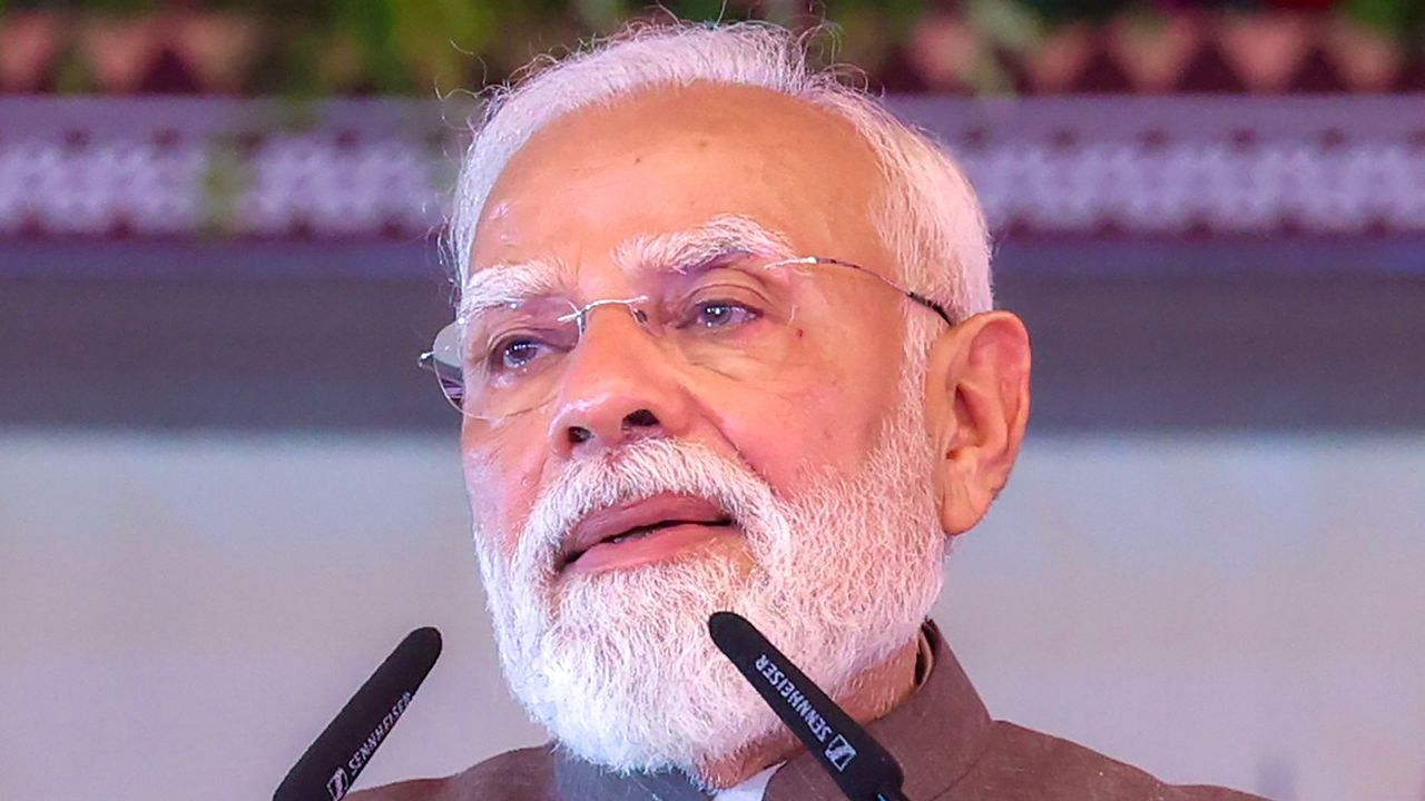 न्याय, स्वतंत्रता, समानता और बंधुत्व के प्रति समर्पित भारत बनाएंगे : प्रधानमंत्री नरेंद्र मोदी