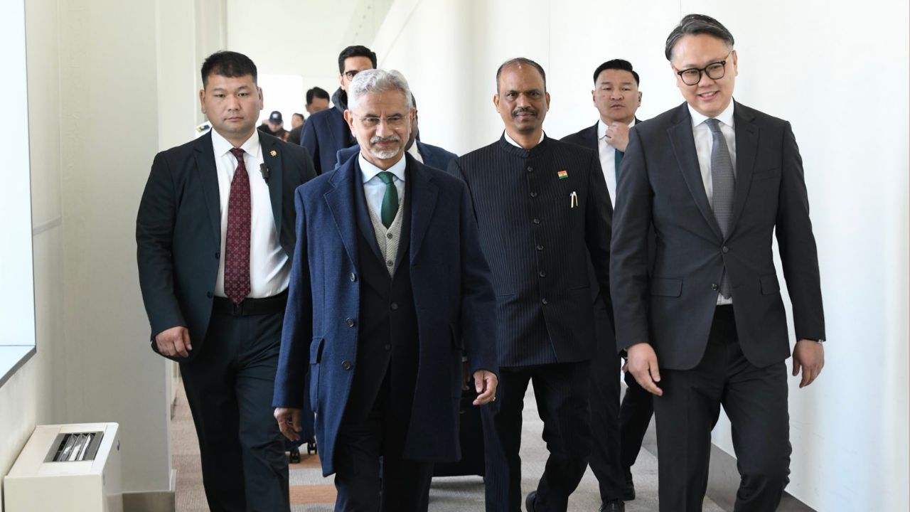मंगोलिया पहुंचे विदेश मंत्री एस. जयशंकर, द्विपक्षीय साझेदारी को करेंगे मजबूत