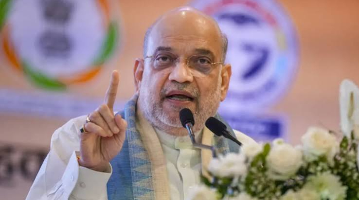 'वंदे मातरम' विवाद पर अमित शाह ने कांग्रेस पर साधा निशाना, कहा - 'ऐतिहासिक भूल दोहरा रही...'