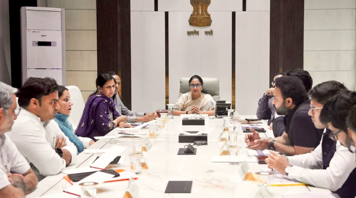 CM रेखा गुप्ता सरकार का बड़ा फैसला, दिल्ली में खुलेंगी प्राइवेट यूनिवर्सिटी, छात्रों के लिए 25% सीटें रिजर्व
