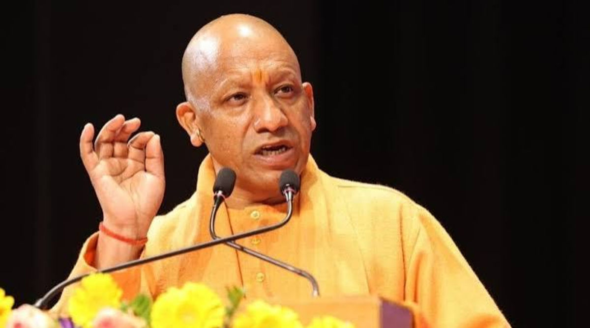 'गिरगिट की तरह रंग बदलती है सपा...', लखनऊ में बोले CM योगी