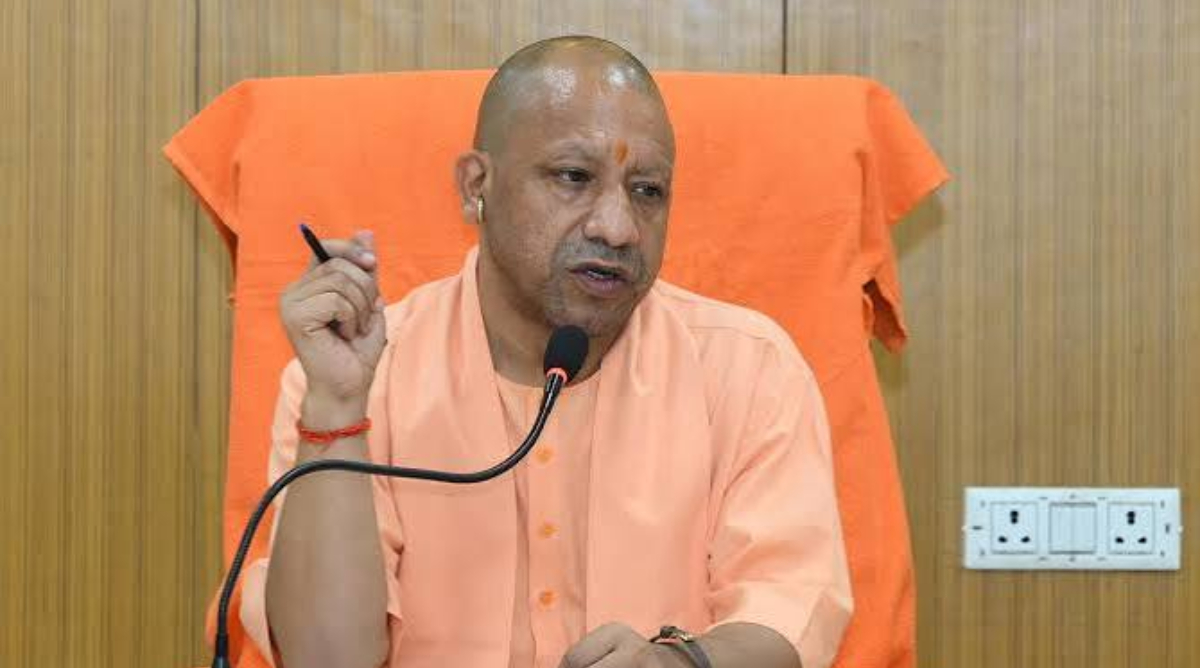 CM योगी का निर्देश - आवश्यकता पड़ने पर 15 अक्टूबर से संचालित की जाएं चीनी मिलें