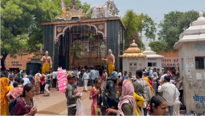 500 ड्रोन से दिखाई जाएगी आसमान में कृष्ण लीला, कृष्ण जन्माष्टमी पर होगा अद्भुत शो