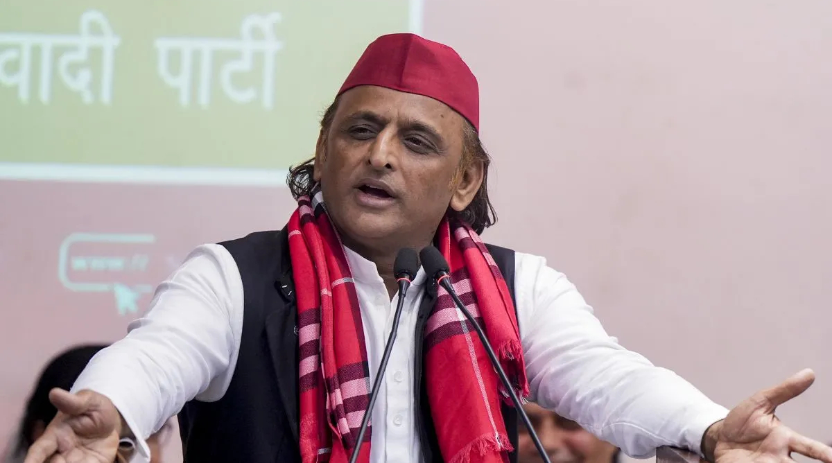 'जर्जर स्कूल का फोटो या वीडियो बनाने पर मुकदमा दर्ज हो जाता है...', अखिलेश यादव ने UP सरकार पर साधा निशाना