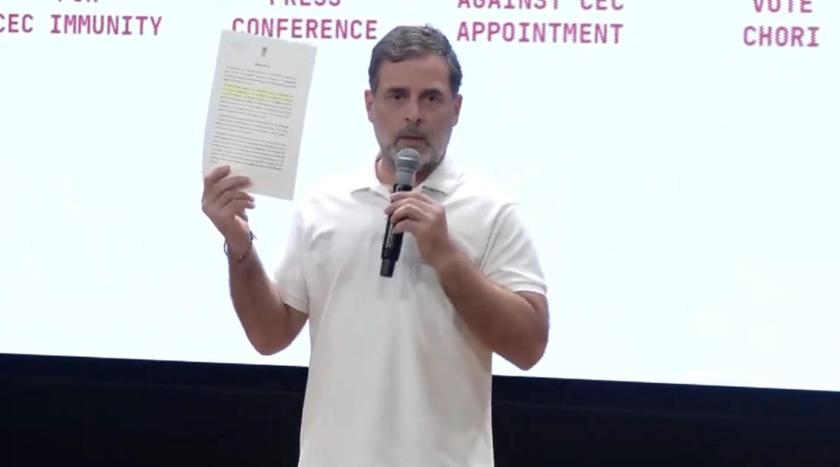 'ज्ञानेश कुमार तुरंत इस्तीफा दें, इस गड़बड़ी के लिए जिम्मेदार...', CEC विवाद पर बोले राहुल गांधी