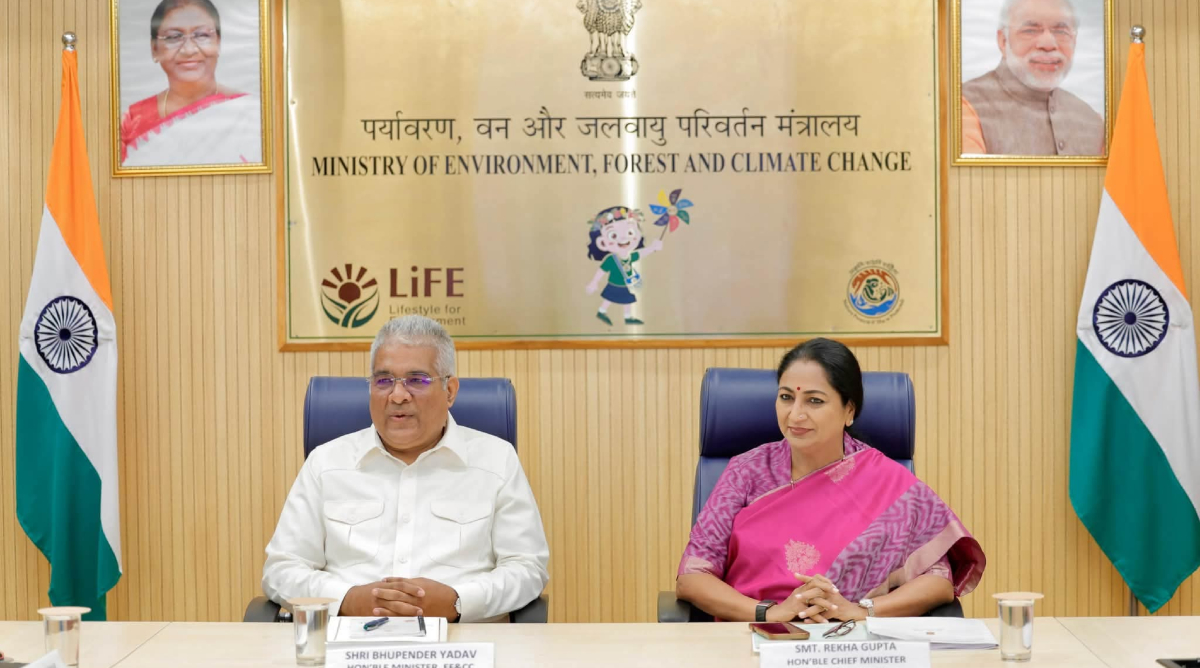 दिल्ली में प्रदूषण पर बड़ा एक्शन प्लान, वर्क फ्रॉम होम से लेकर दोगुने पार्किंग चार्ज तक...