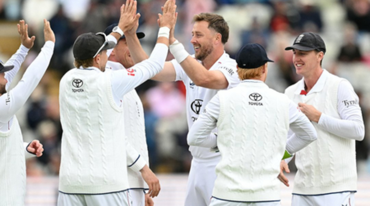 ENG vs PAK : बर्मिंघम में इंग्लैंड ने पाकिस्तान को 8 विकेट से हराया, सीरीज में 3-0 से 'क्लीन स्वीप'