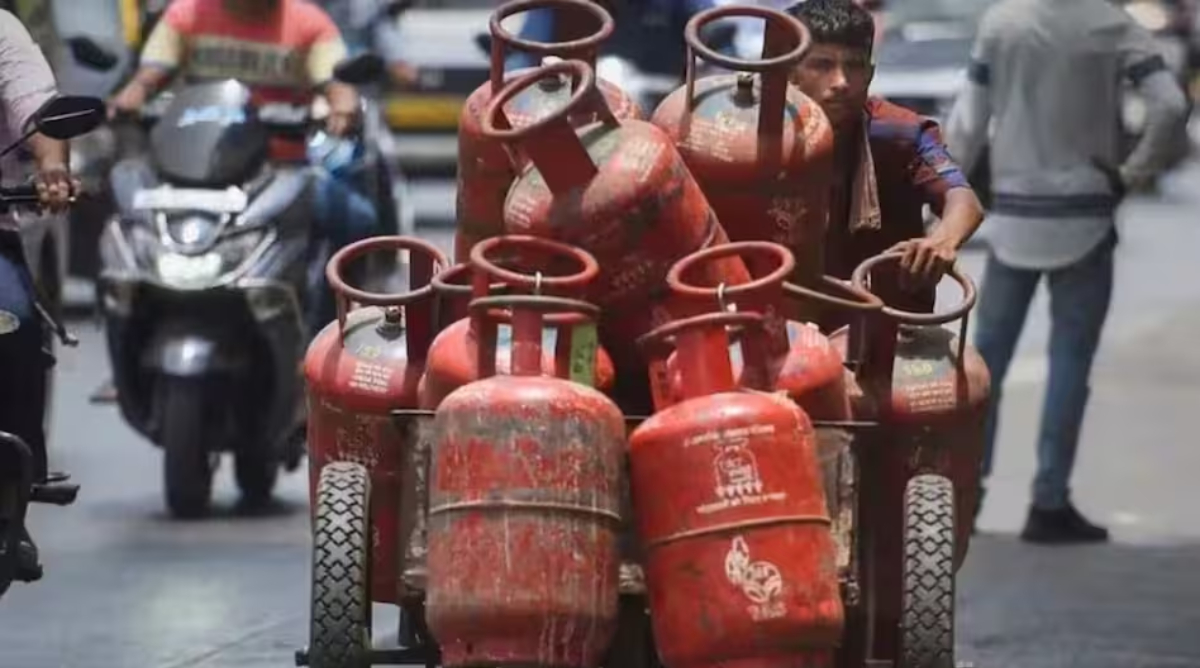 सितंबर की शुरुआत में महंगाई का झटका! CNG के बाद कमर्शियल LPG भी महंगा, छोटे कारोबारियों की बढ़ी चिंता