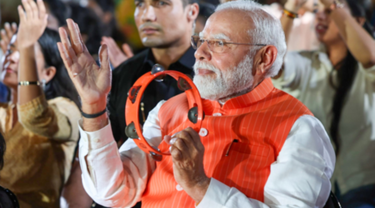 भजन क्लबिंग में जेन-जी के बीच दिखे PM मोदी, इंस्टाग्राम पर वीडियो शेयर कर पूछा-क्या आपने पैर थपथपाए?