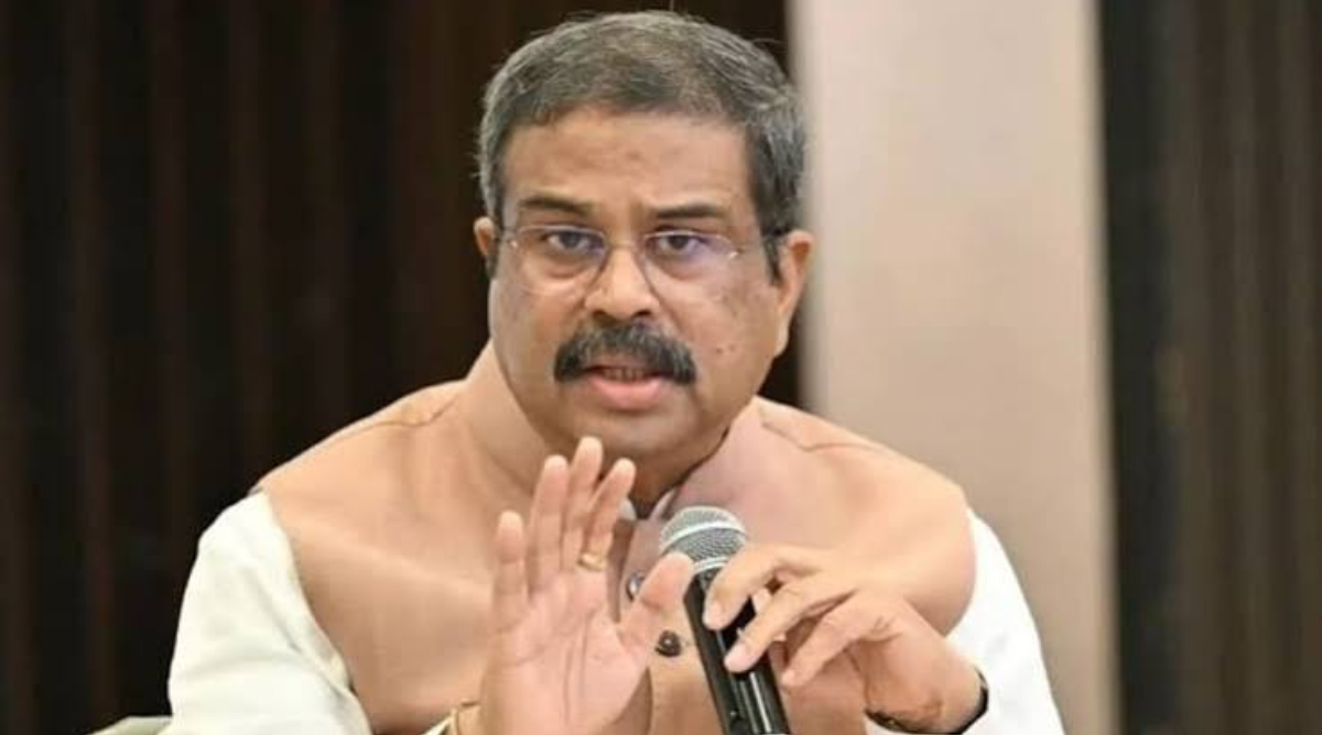 धर्मेंद्र प्रधान का राहुल गांधी पर निशाना, बोले- राजनीतिक अवसरवाद का चेहरा हैं नेता प्रतिपक्ष
