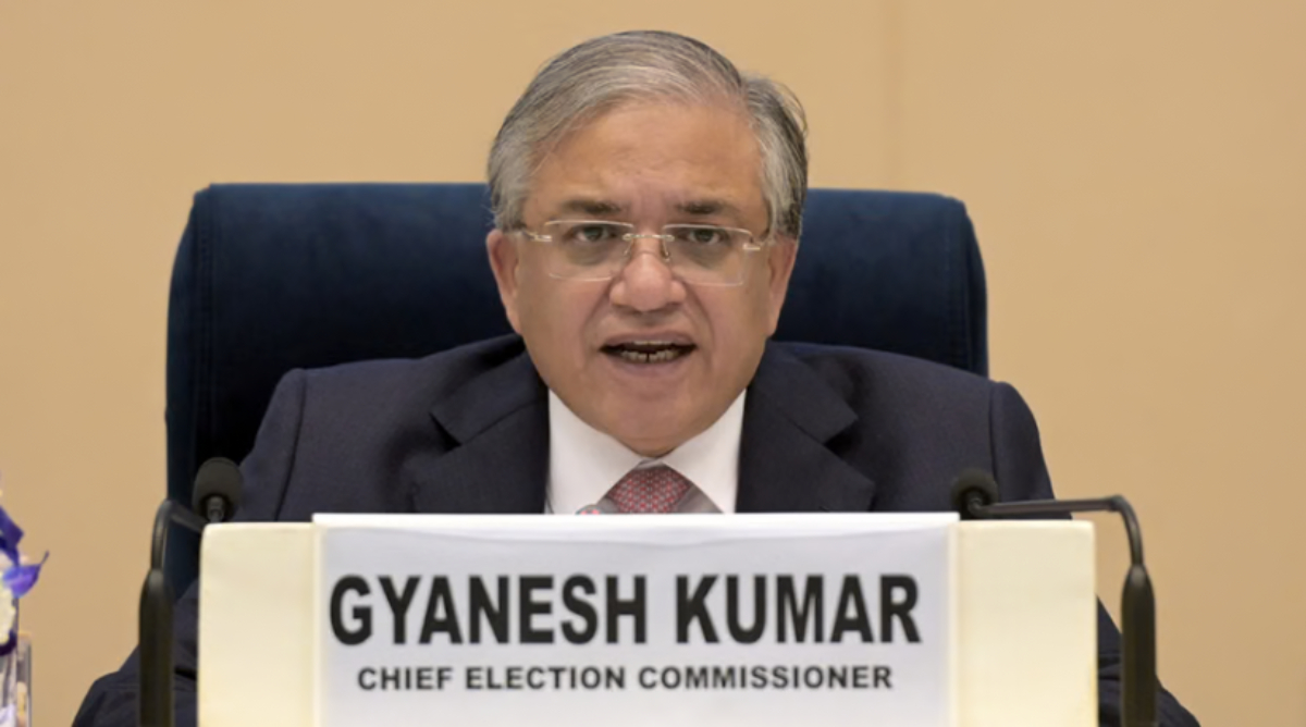 चुनाव आयोग का सुप्रीम कोर्ट में स्पष्टीकरण, CEC के एकतरफा फैसले संबंधी दावों से इनकार